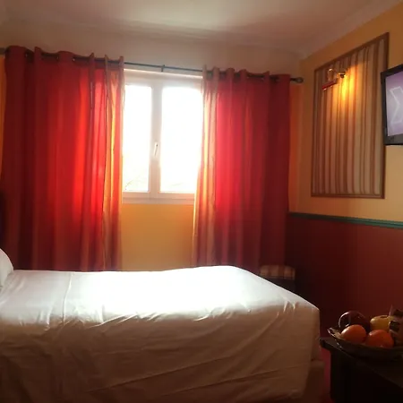 Hotel Chenal 3*